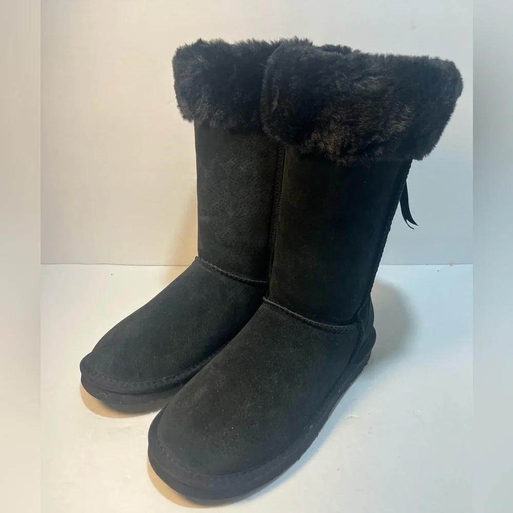 LAMO Adele Tall Black Boots Suede Women’s Sz 7 Bow Accent/Zipper Faux Fur NWOB